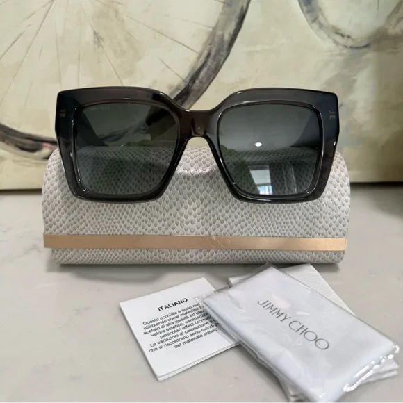 SOLD❤️✨JIMMY CHOOSE Eleni glittery sunglasses 🖤 - Picture 3 of 16